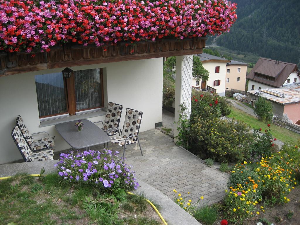 Chasa Plajet Apartment Ramosch Exterior photo