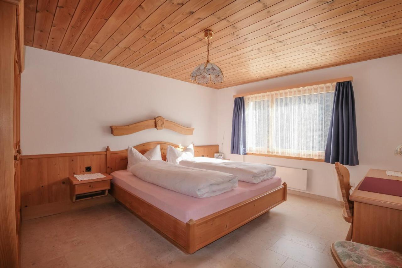 Chasa Plajet Apartment Ramosch Exterior photo